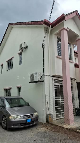 Terraced House for Sale in Taman Tun Perak (Rawang) - Noor Zalifa Binti Zakaria - Exterior - PropertyGuru.com.my