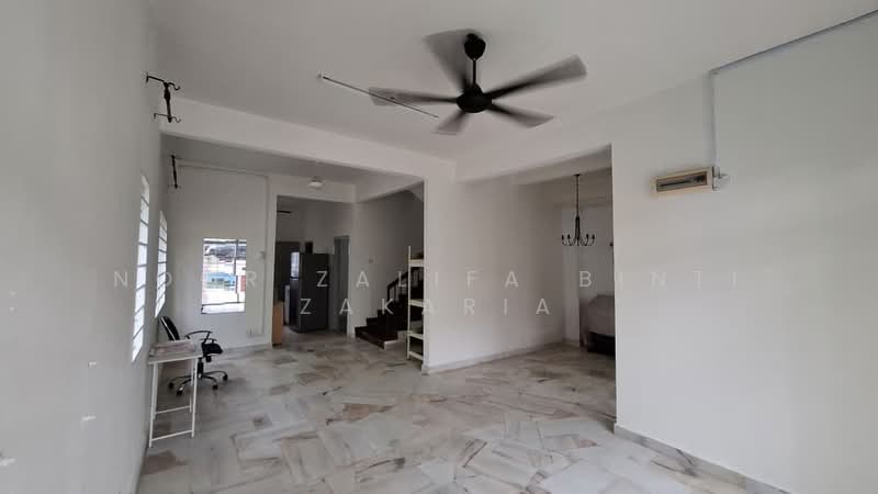 Terraced House for Sale in Taman Tun Perak (Rawang) - Noor Zalifa Binti Zakaria - Living Room - PropertyGuru.com.my