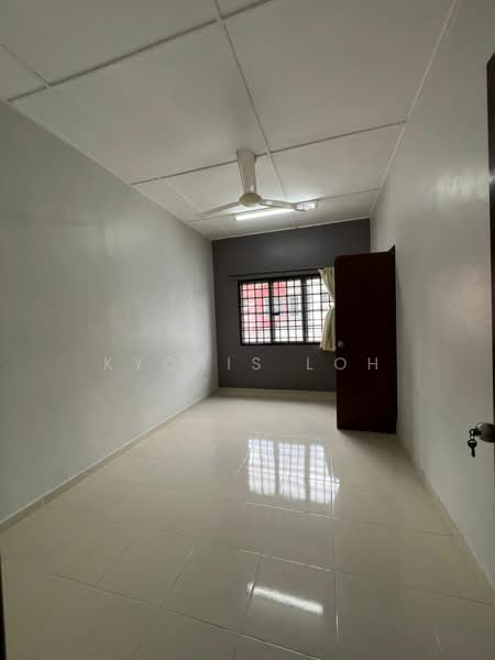 2-storey Terraced House for Rent in Bandar Putra (Kulai) - Kyoris Loh - Interior - PropertyGuru.com.my
