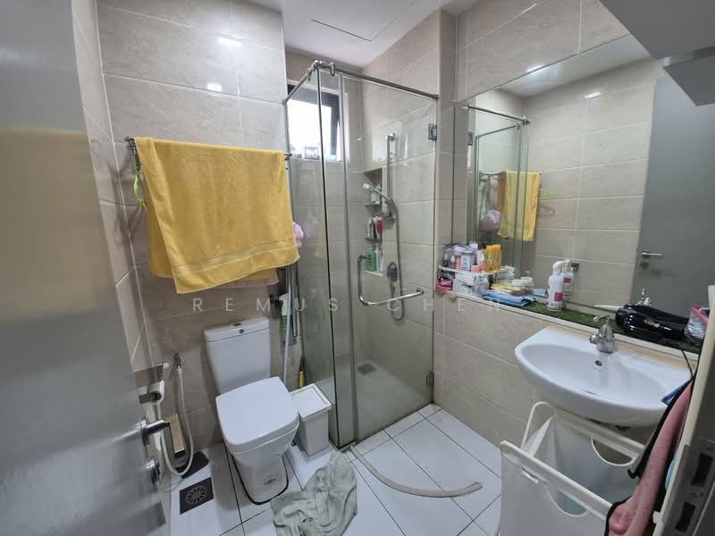 Servis Apartment untuk Dijual di One Residence - Remus Chen - Bathroom - PropertyGuru.com.my