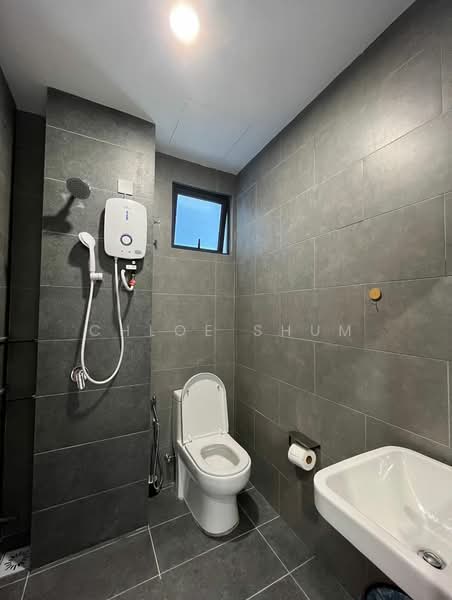 Servis Apartment untuk Disewa di Neu Suites - Chloe Shum - Bathroom - PropertyGuru.com.my
