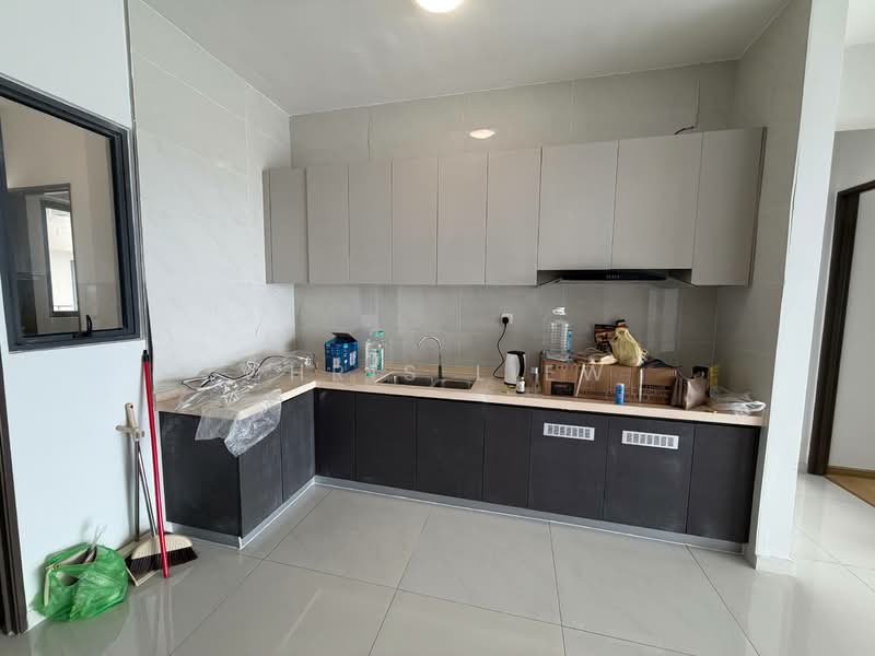 Kondominium untuk Dijual di Bay Laurel @ Country Garden Danga Bay - Chris Liew - PropertyGuru.com.my