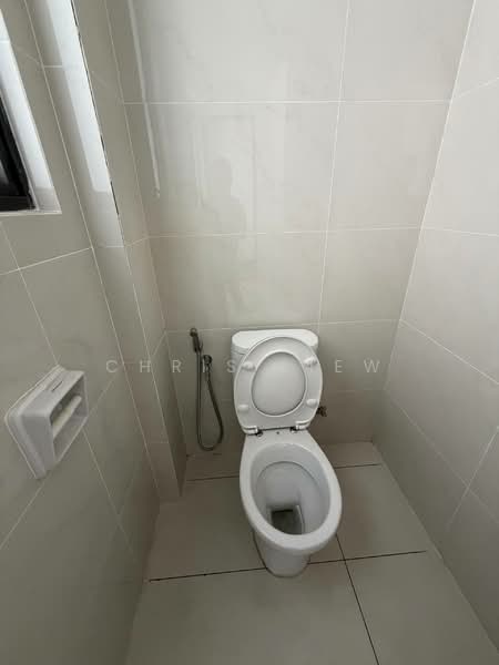 Kondominium untuk Dijual di Bay Laurel @ Country Garden Danga Bay - Chris Liew - Bathroom - PropertyGuru.com.my