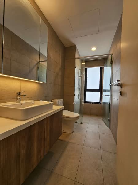 Servis Apartment untuk Disewa di Kami - Farah Azman - Bathroom - PropertyGuru.com.my
