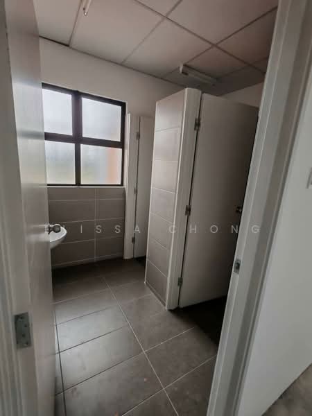 Terrace Factory for Rent in Taman Lagenda Putra (Kulai) - Elissa Chong - Bathroom - PropertyGuru.com.my
