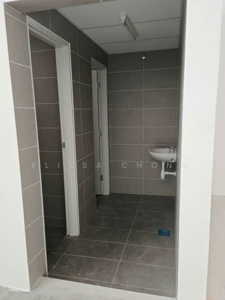 Terrace Factory for Rent in Taman Lagenda Putra (Kulai) - Elissa Chong - Bathroom - PropertyGuru.com.my