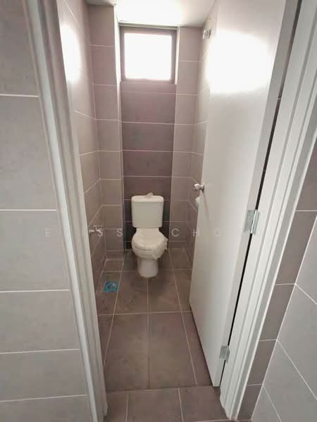 Terrace Factory for Rent in Taman Lagenda Putra (Kulai) - Elissa Chong - Bathroom - PropertyGuru.com.my