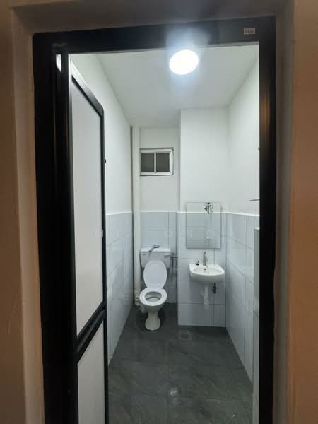 Pangsapuri untuk Dijual di Kasturi - Mii Ong - Bathroom - PropertyGuru.com.my
