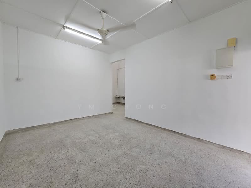 Rumah Teres 1 Tingkat untuk Dijual di Taman Malim Jaya (Bachang) - YM Chong - Living Room - PropertyGuru.com.my