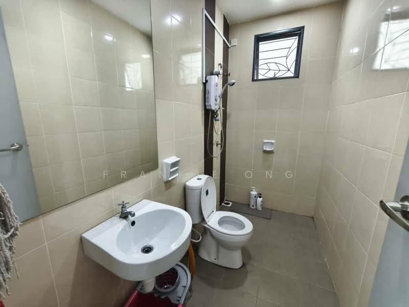 Rumah Berkembar untuk Dijual di Templer Suasana (Rawang) - Frankie Ong - Bathroom - PropertyGuru.com.my