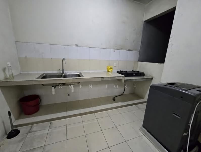 Servis Apartment untuk Disewa di Pacific Place - Owen Loke - Kitchen - PropertyGuru.com.my