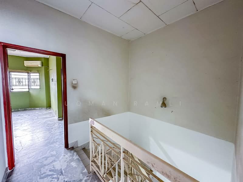 Rumah Teres 2 Tingkat untuk Dijual di Semenyih (Selangor) - Luqman Ramli - Interior - PropertyGuru.com.my