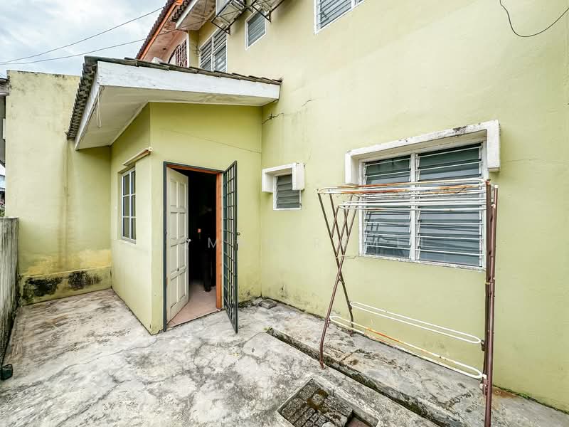 Rumah Teres 2 Tingkat untuk Dijual di Semenyih (Selangor) - Luqman Ramli - Exterior - PropertyGuru.com.my