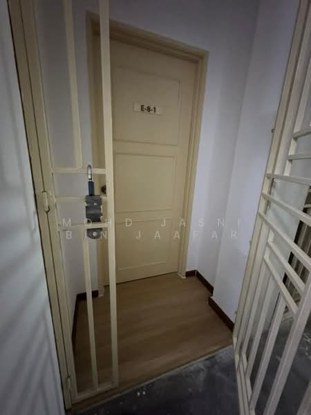 Pangsapuri untuk Dijual di Elite Apartment - Mohd Jasni Bin Jaafar - Entrance - PropertyGuru.com.my