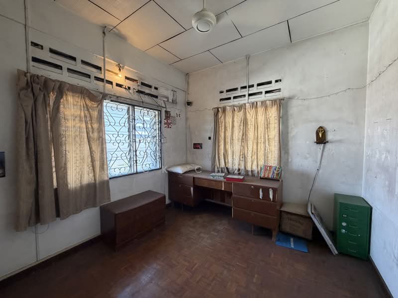 Bungalow House for Sale in Seksyen 5 (Petaling Jaya) - Jack Chong - Study - PropertyGuru.com.my