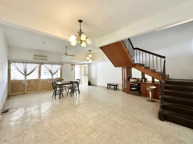 2-storey Terraced House for Sale in Taman Melewar (Gombak) - Salmi Binti Aripin - Living Room - PropertyGuru.com.my