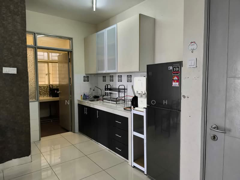 Condominium for Sale at Platinum Lake PV 20 - Nicole Goh - Kitchen - PropertyGuru.com.my