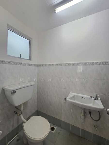 Kondominium untuk Dijual di Pelangi Damansara - Megan Wong - Bathroom - PropertyGuru.com.my