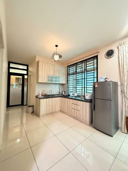 Rumah Kluster untuk Dijual di Ulu Tiram (Johor) - JB Wendy - Kitchen - PropertyGuru.com.my