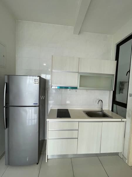 Service Residence for Rent at D'Summit Residences - Ivwen Choo - Kitchen - PropertyGuru.com.my