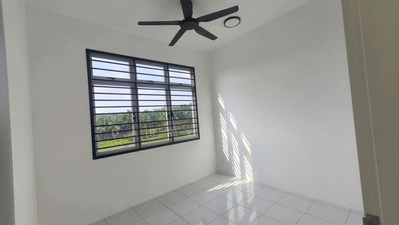 Apartment for Sale at Camellia Residence - Darryl Kee - Interior - PropertyGuru.com.my