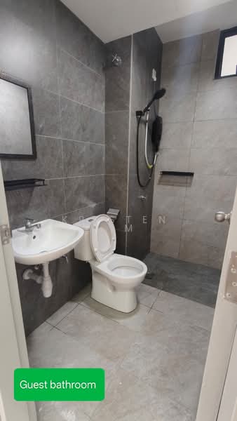 Servis Apartment untuk Disewa di Traders Park - Kristen Lim - Bathroom - PropertyGuru.com.my