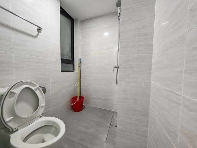 Servis Apartment untuk Disewa di Baron Residence @ Lake City - Shawn Chong - Bathroom - PropertyGuru.com.my