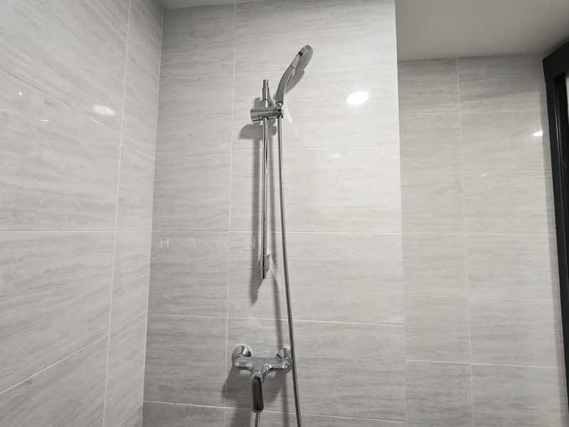 Servis Apartment untuk Disewa di Baron Residence @ Lake City - Shawn Chong - Bathroom - PropertyGuru.com.my