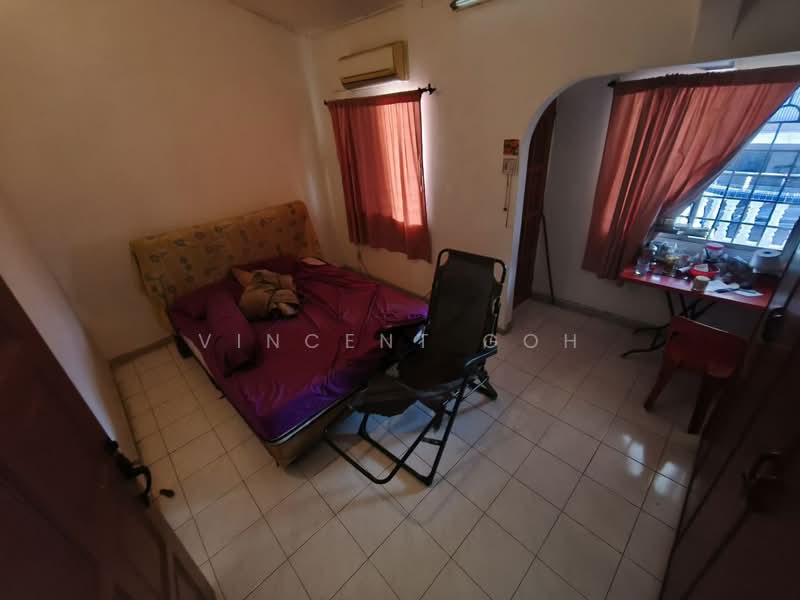 Rumah Teres 2 Tingkat untuk Dijual di Kepong (Kuala Lumpur) - Vincent Goh - Bedroom - PropertyGuru.com.my