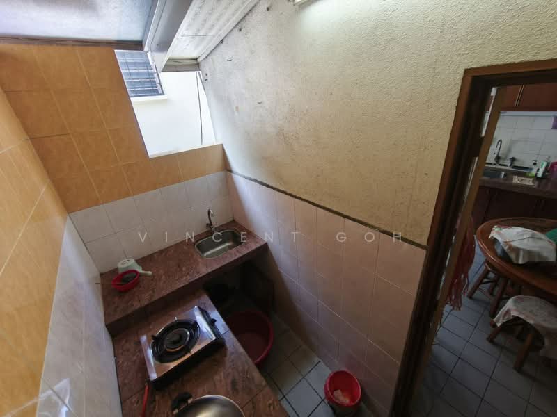 Rumah Teres 2 Tingkat untuk Dijual di Kepong (Kuala Lumpur) - Vincent Goh - Kitchen - PropertyGuru.com.my