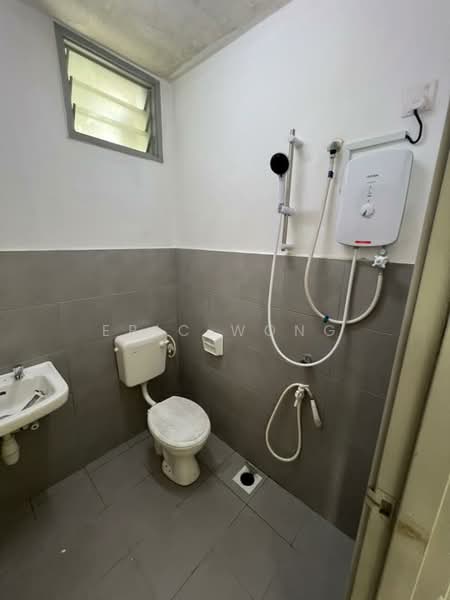Townhouse for Rent in Taman Adda Heights (Tebrau) - Eric Wong - Bathroom - PropertyGuru.com.my