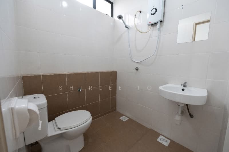 2-storey Terraced House for Sale in Taman Puchong Prima (Puchong) - Shirlee Toh - Bathroom - PropertyGuru.com.my