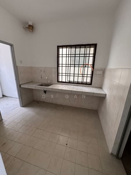 Flat for Sale at Seri Mengkuang - DX GAN - Kitchen - PropertyGuru.com.my