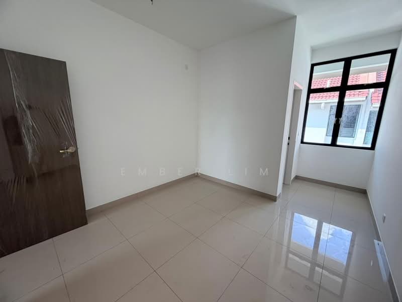 Rumah Teres 2 Tingkat untuk Dijual di Johor Bahru (Johor) - Ember Lim - PropertyGuru.com.my