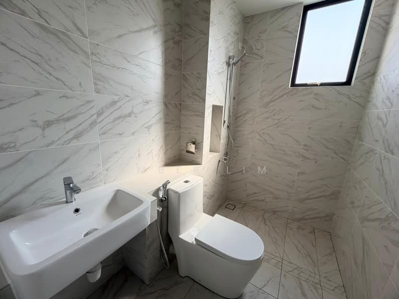 Rumah Teres 2 Tingkat untuk Dijual di Johor Bahru (Johor) - Ember Lim - PropertyGuru.com.my