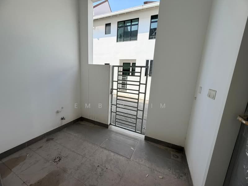 Rumah Teres 2 Tingkat untuk Dijual di Johor Bahru (Johor) - Ember Lim - PropertyGuru.com.my
