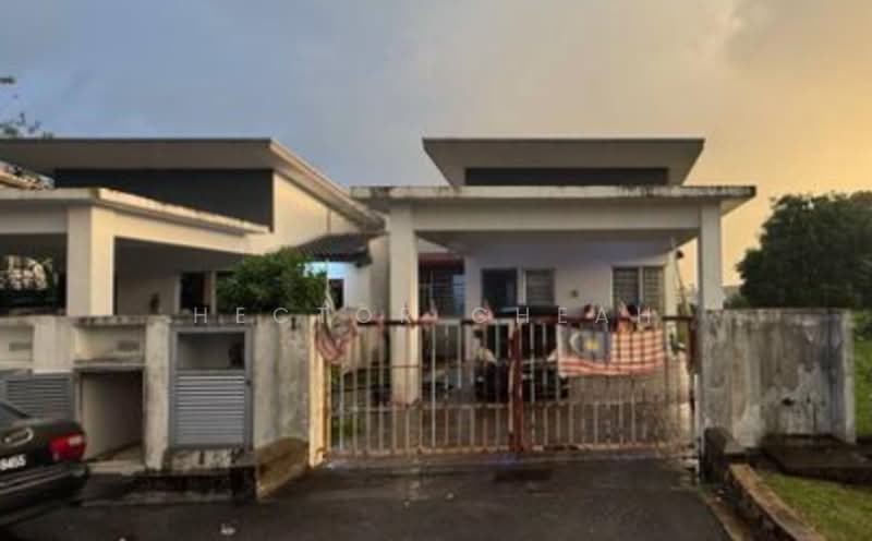 1-storey Terraced House for Sale in Dengkil (Selangor) - Hector Cheah - Exterior - PropertyGuru.com.my