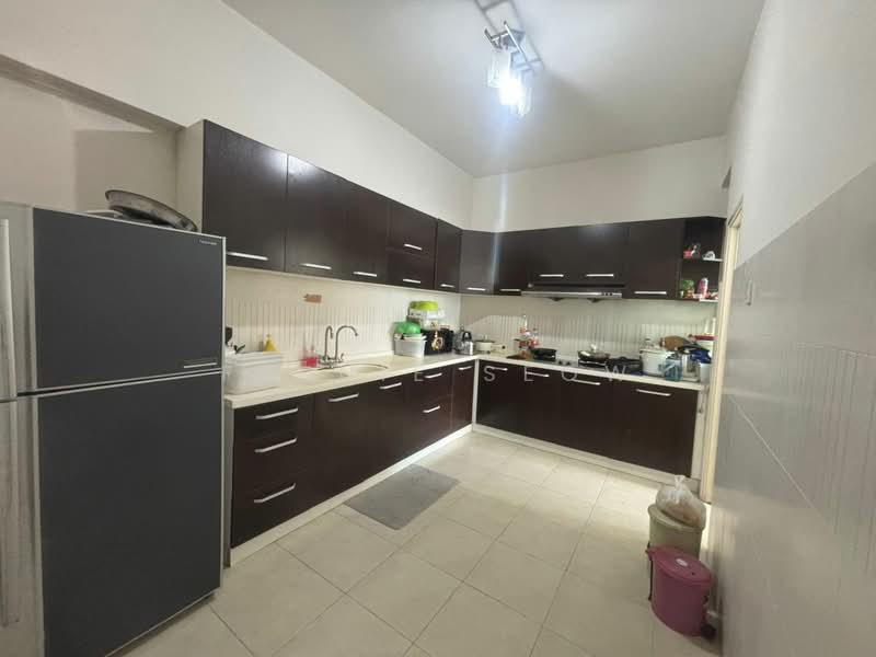 Kondominium untuk Dijual di Bayswater Resort Condominium - Fennie Seow - Kitchen - PropertyGuru.com.my