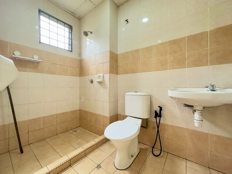 Semi-Detached House for Sale in Shah Alam (Selangor) - Noraini Dahan - PropertyGuru.com.my