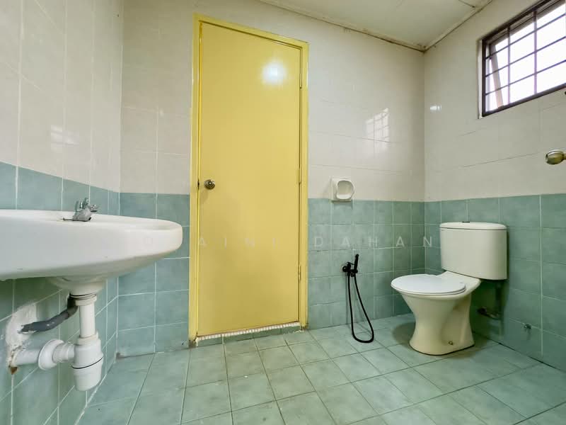 Semi-Detached House for Sale in Shah Alam (Selangor) - Noraini Dahan - PropertyGuru.com.my