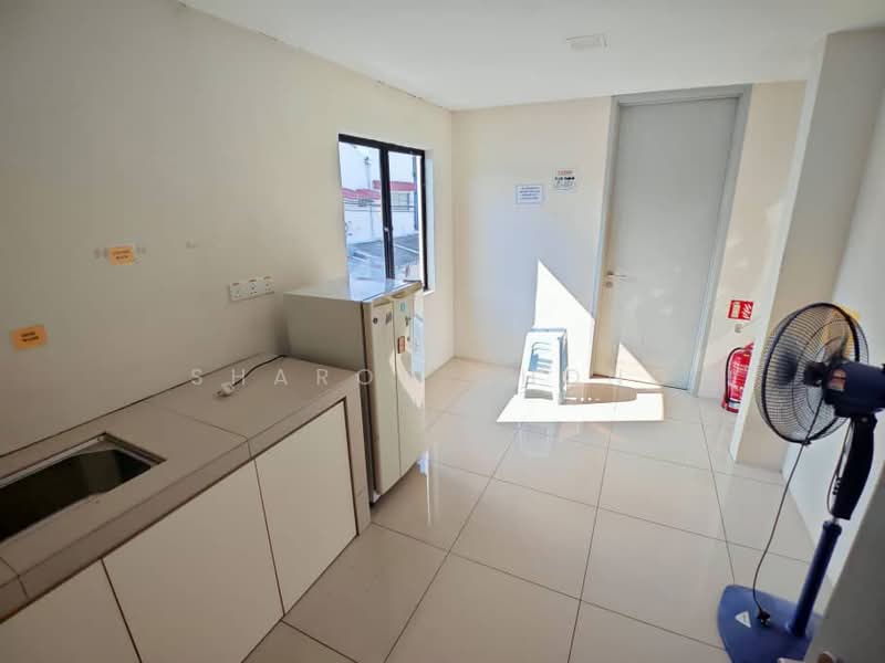 Shop / Office for Rent in Taman Sri Tebrau (Johor Bahru) - Sharon Chong - Kitchen - PropertyGuru.com.my
