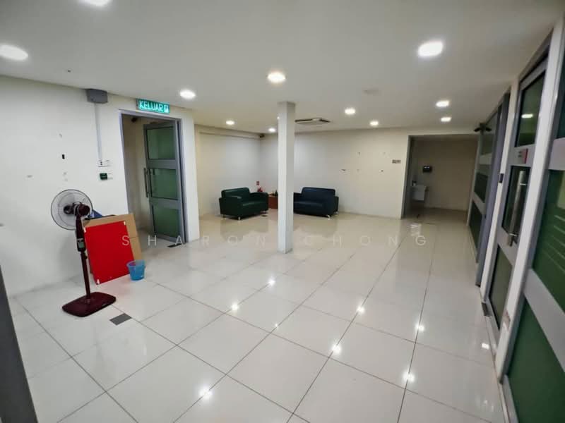 Shop / Office for Rent in Taman Sri Tebrau (Johor Bahru) - Sharon Chong - Entrance - PropertyGuru.com.my
