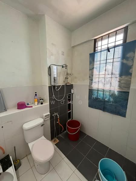 Rumah Teres 2 Tingkat untuk Dijual di Setia Tropika (Johor Bahru) - Lee Chin Wong - Bathroom - PropertyGuru.com.my