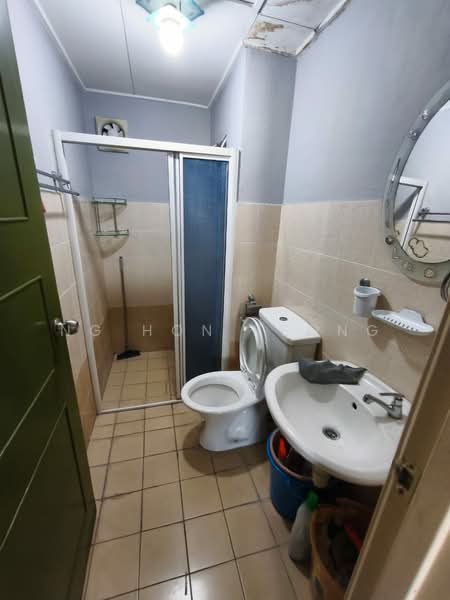 Kondominium untuk Disewa di Koi Tropika - Ng Hon Keong - Bathroom - PropertyGuru.com.my
