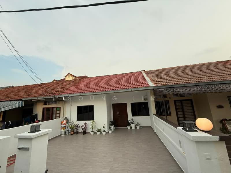 1-storey Terraced House for Rent in Petaling Jaya (Selangor) - Soung Lim - Exterior - PropertyGuru.com.my
