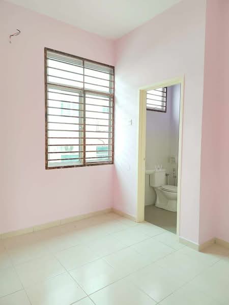 Rumah Teres 2.5 Tingkat untuk Dijual di Bandar Seri Alam (Masai) - Kino Jaw - Bathroom - PropertyGuru.com.my