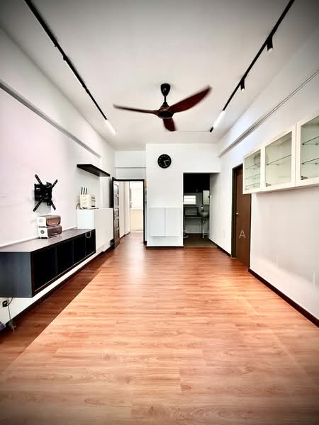 Pangsapuri untuk Dijual di Permai Jaya - Susan Chia - Living Room - PropertyGuru.com.my