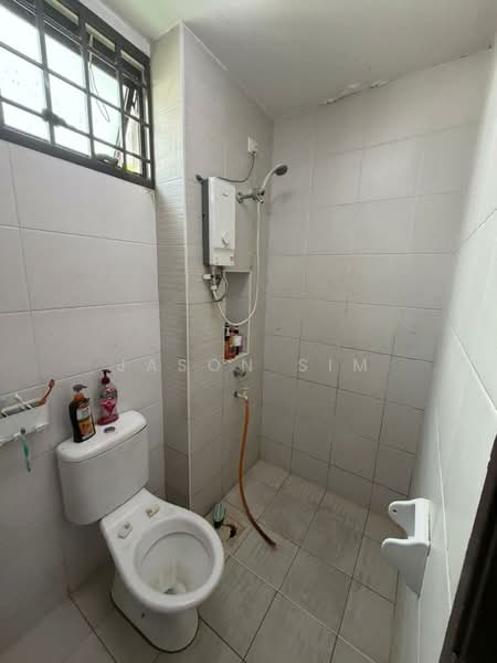 Rumah Teres 2 Tingkat untuk Dijual di Taman Redang (Johor Bahru) - Jason Sim - Bathroom - PropertyGuru.com.my