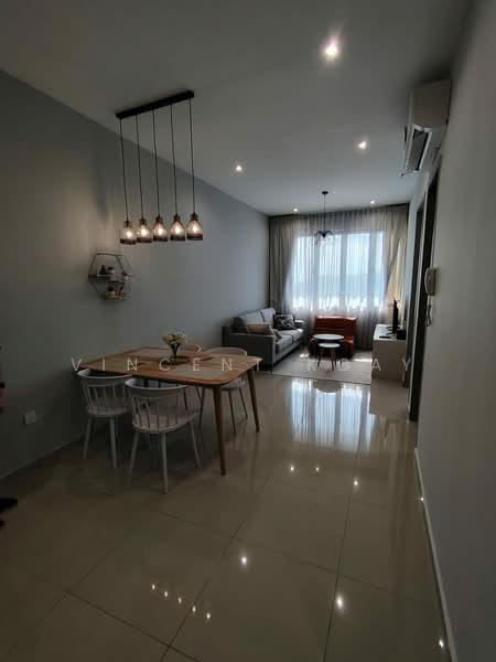 Servis Apartment untuk Dijual di Iconic Regency - Vincent Koay - Dining Room - PropertyGuru.com.my