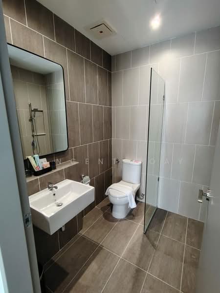 Servis Apartment untuk Dijual di Iconic Regency - Vincent Koay - Bathroom - PropertyGuru.com.my